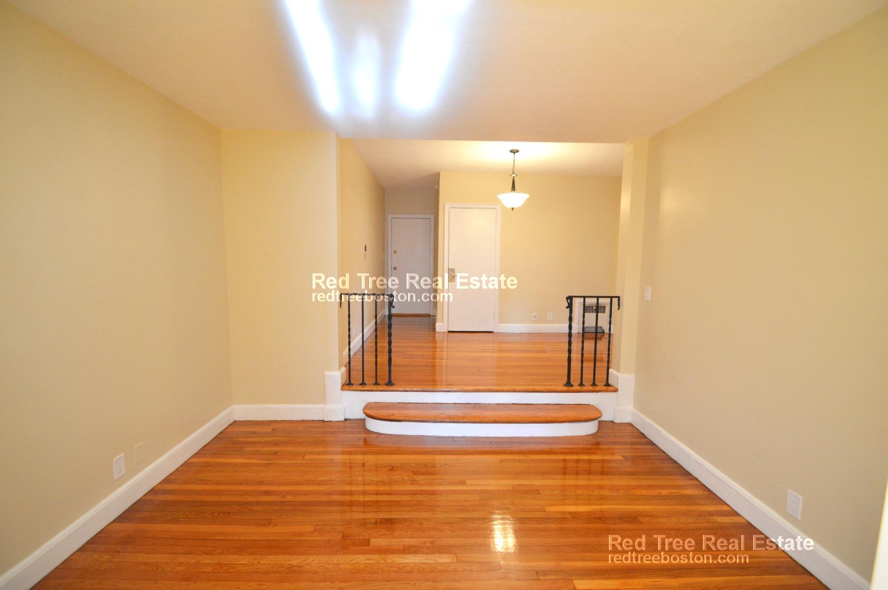 65 Strathmore Rd, Brighton