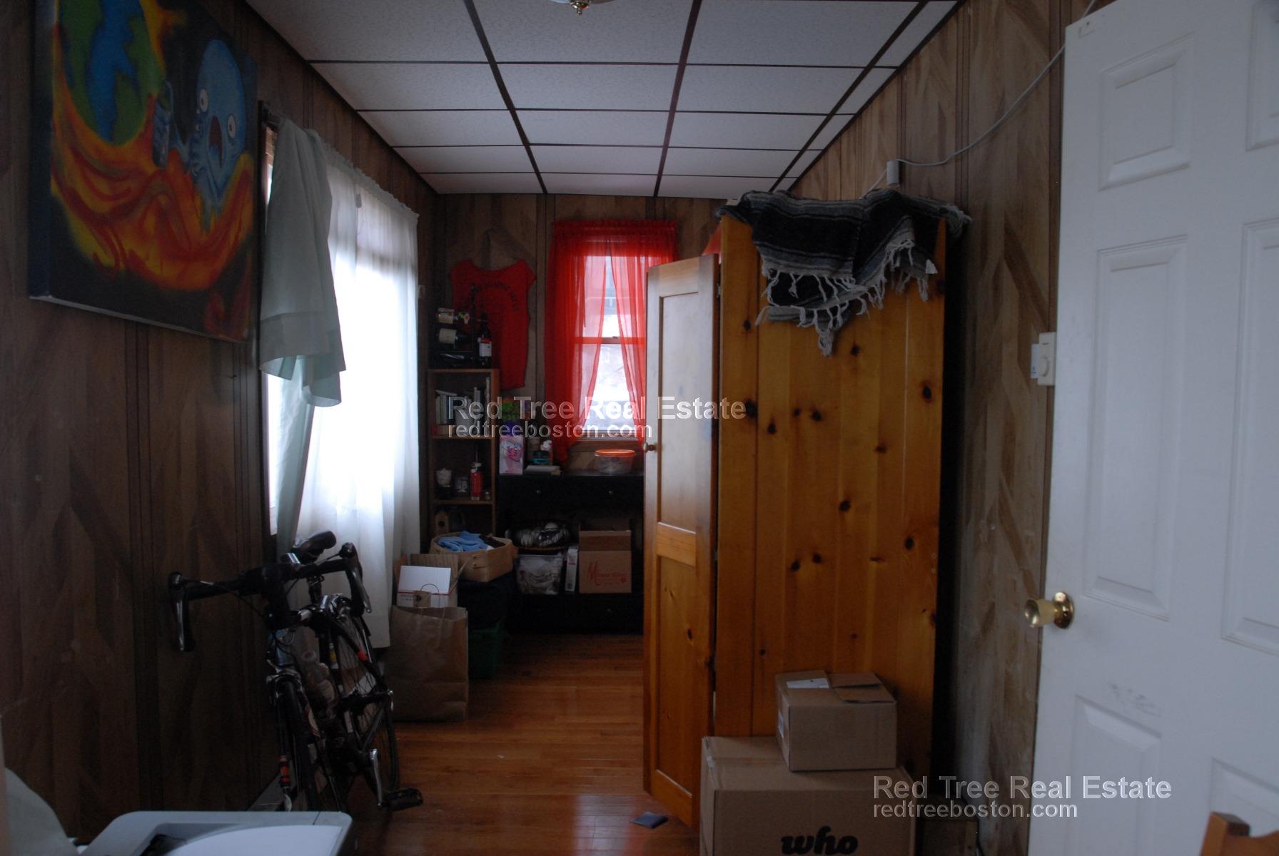 17 Harvard Tr, Allston
