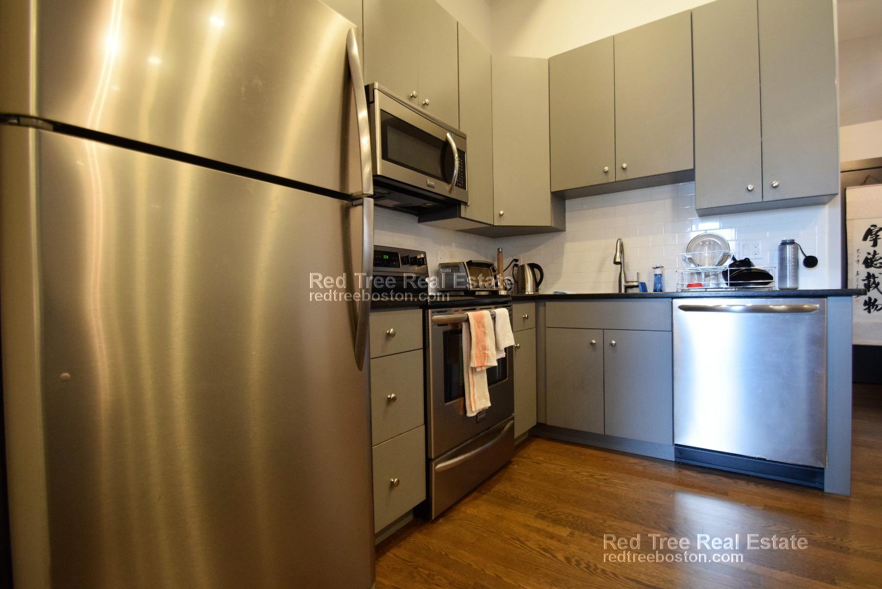 444 Western Ave, Lower Allston