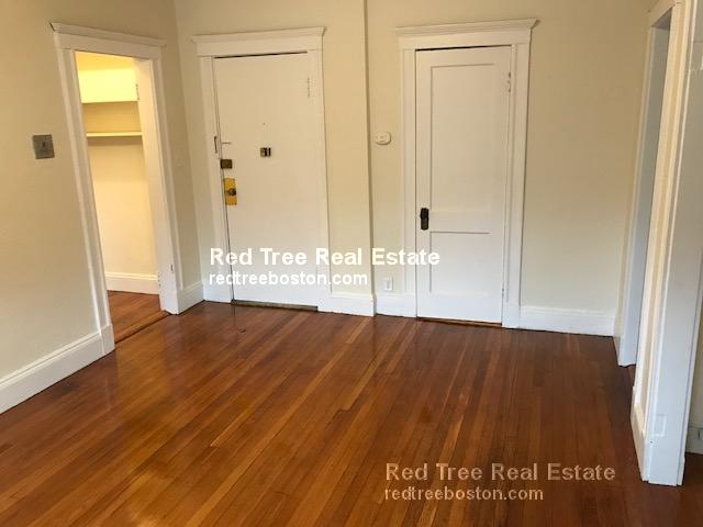 1171 Boylston St, Fenway