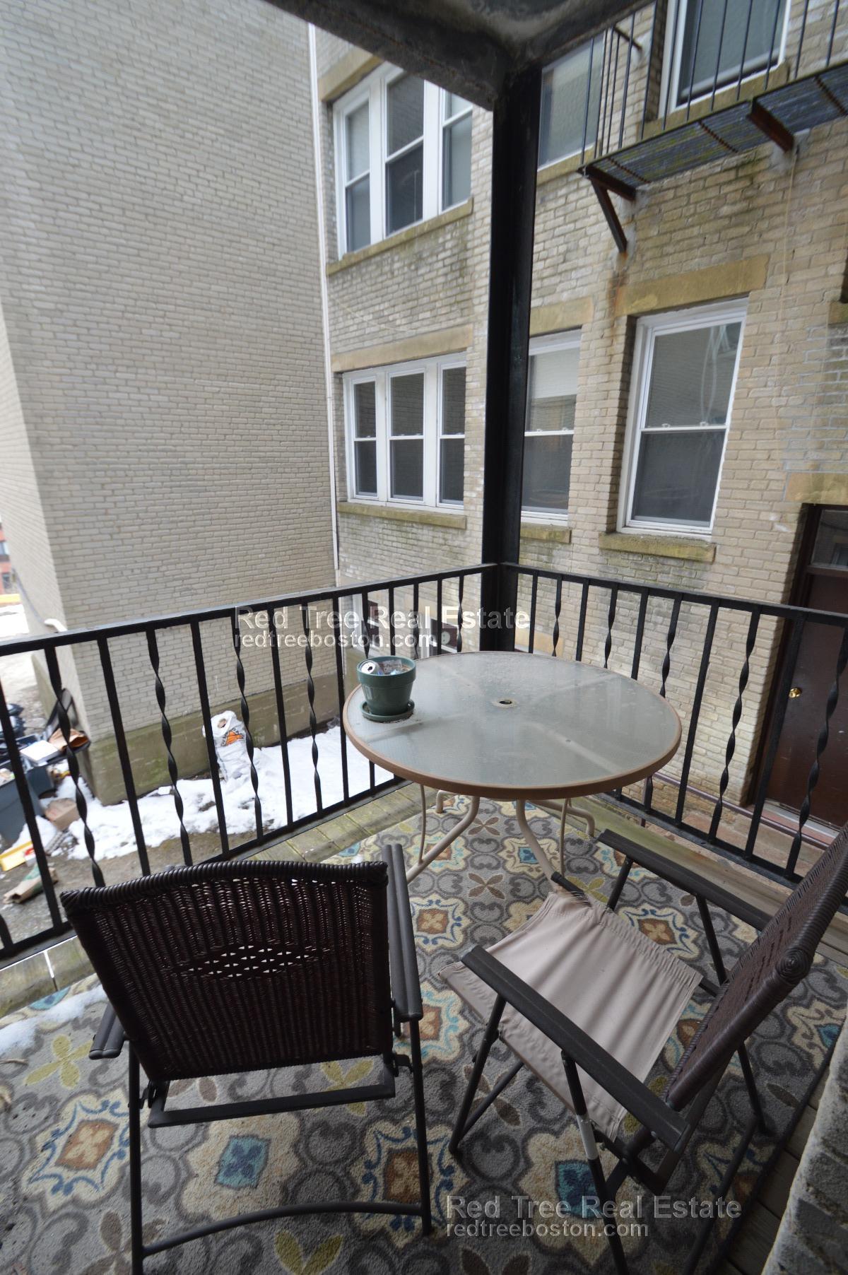 1 bed, 1 bath apartment for rent at 1630 Commonwealth Ave Unit 6, Brighton — photo 5 of 6