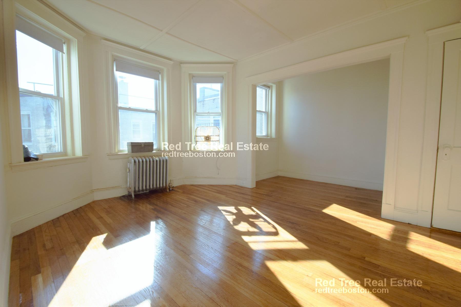 1175 Boylston St, Fenway