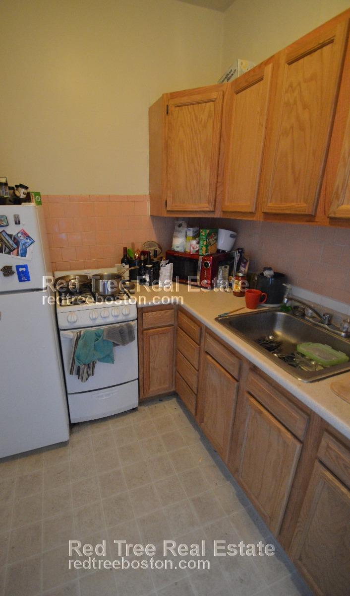 1175 Boylston St, Fenway