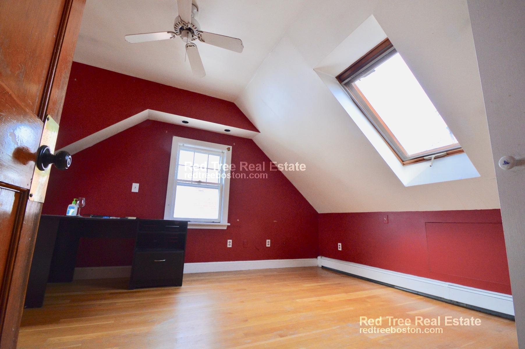 4 bed, 2 bath apartment for rent at 8 Gill Rd Unit 1, Watertown — photo 4 of 11