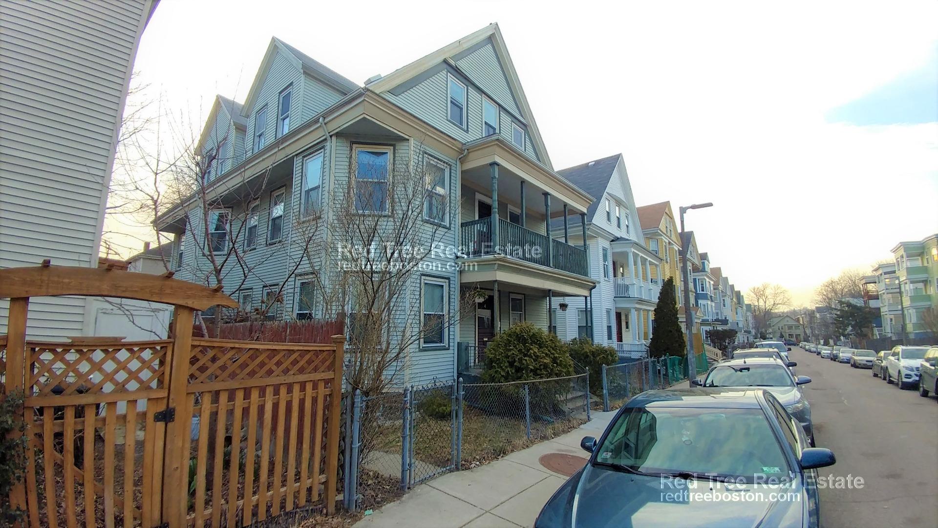 4 bed, 2 bath apartment for rent at 4 Dalrymple St Unit 1, Jamaica Plain