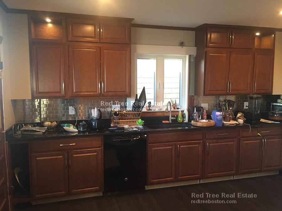 111 Eutaw St, East Boston