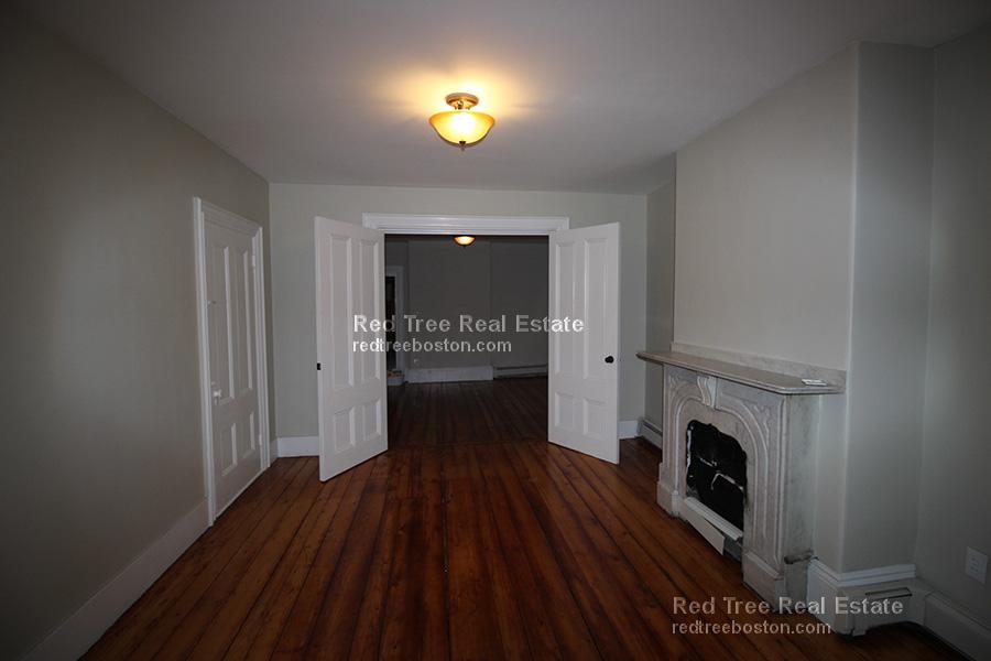 111 Eutaw St, East Boston