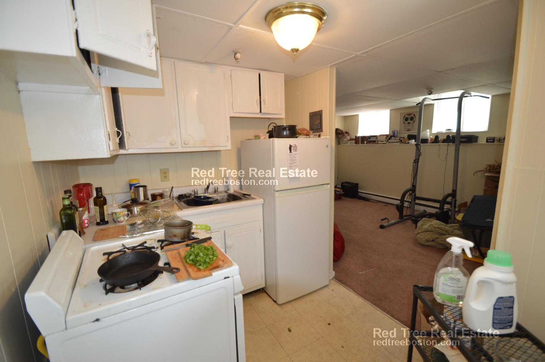 216A South St, Jamaica Plain