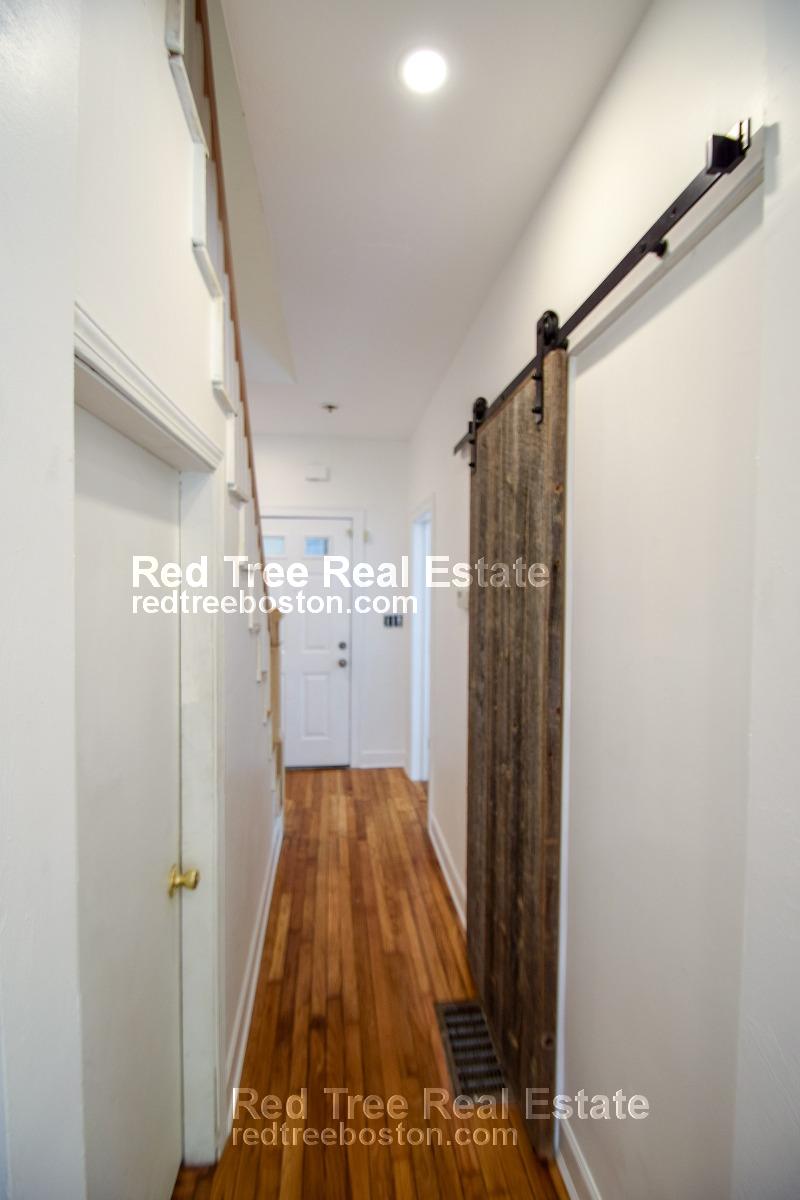 3 bed, 2 bath apartment for rent at 34 Cedar St Unit 1, Dorchester — photo 12 of 28