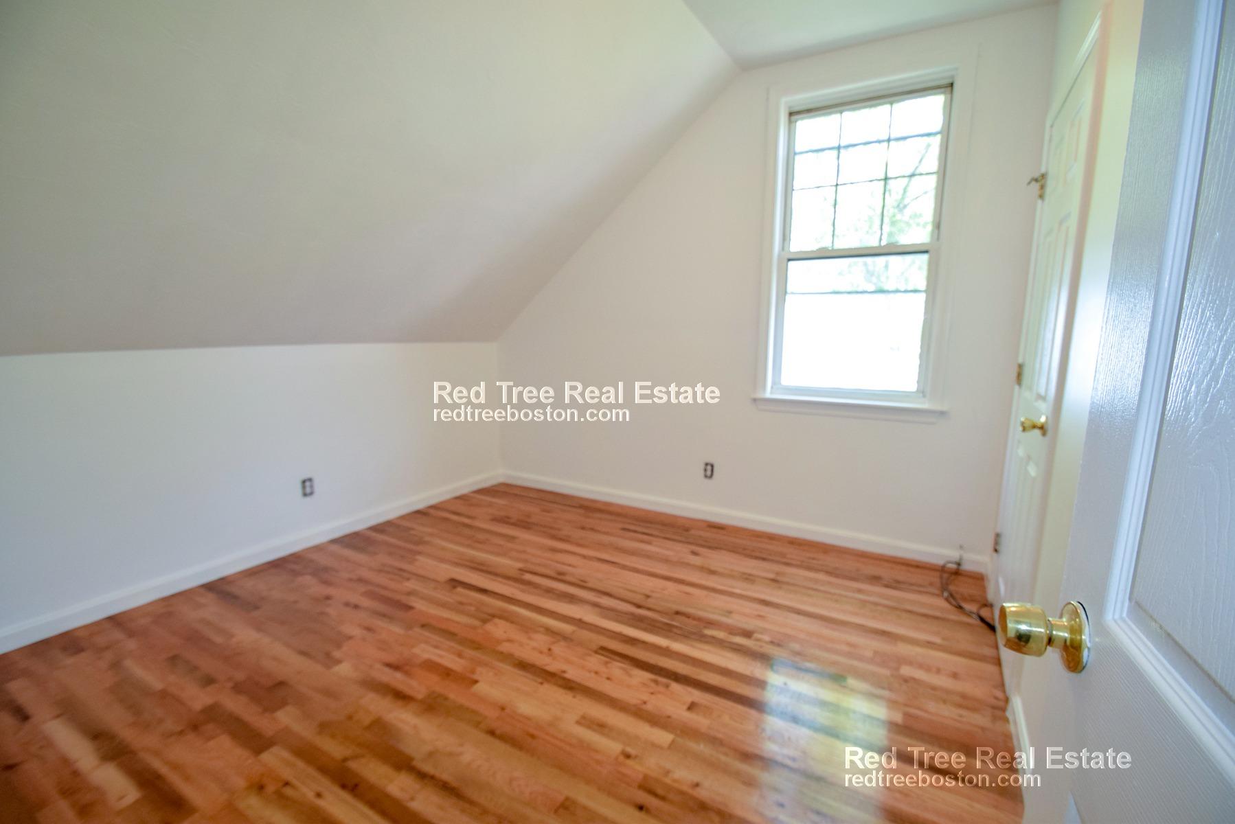 32 Cedar St, Mattapan