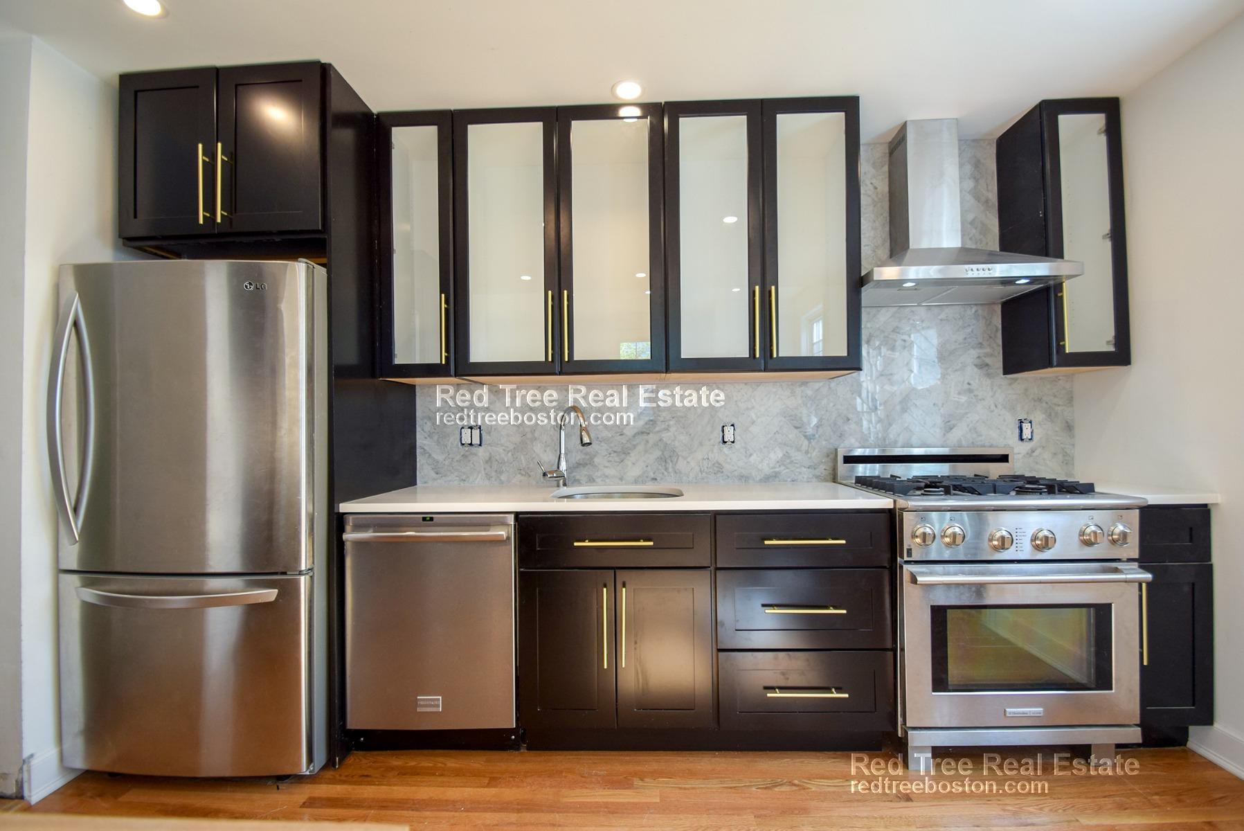 3 bed, 2 bath apartment for rent at 34 Cedar St Unit 1, Dorchester — photo 4 of 28