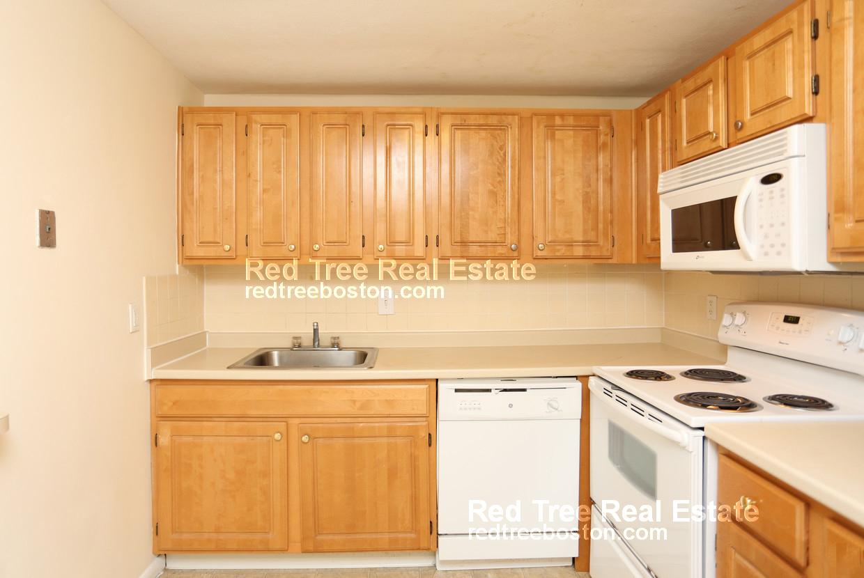 245 Main St, Watertown