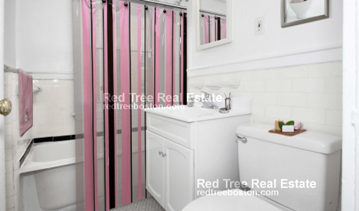 22 Chauncy St, Neighborhood Nine