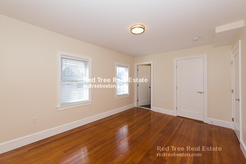 9 11 Rock Valley Ave, Everett