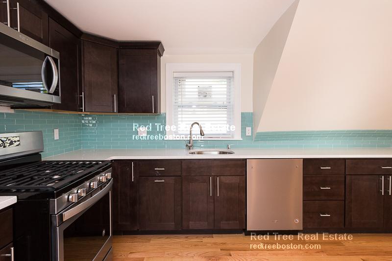 9 11 Rock Valley Ave, Everett