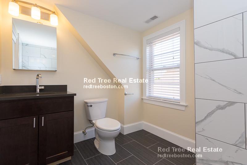 9 11 Rock Valley Ave, Everett