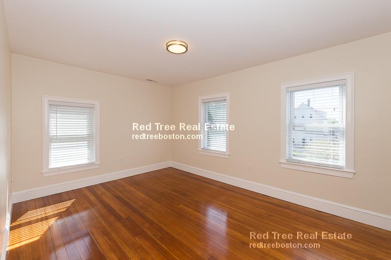 9 11 Rock Valley Ave, Everett