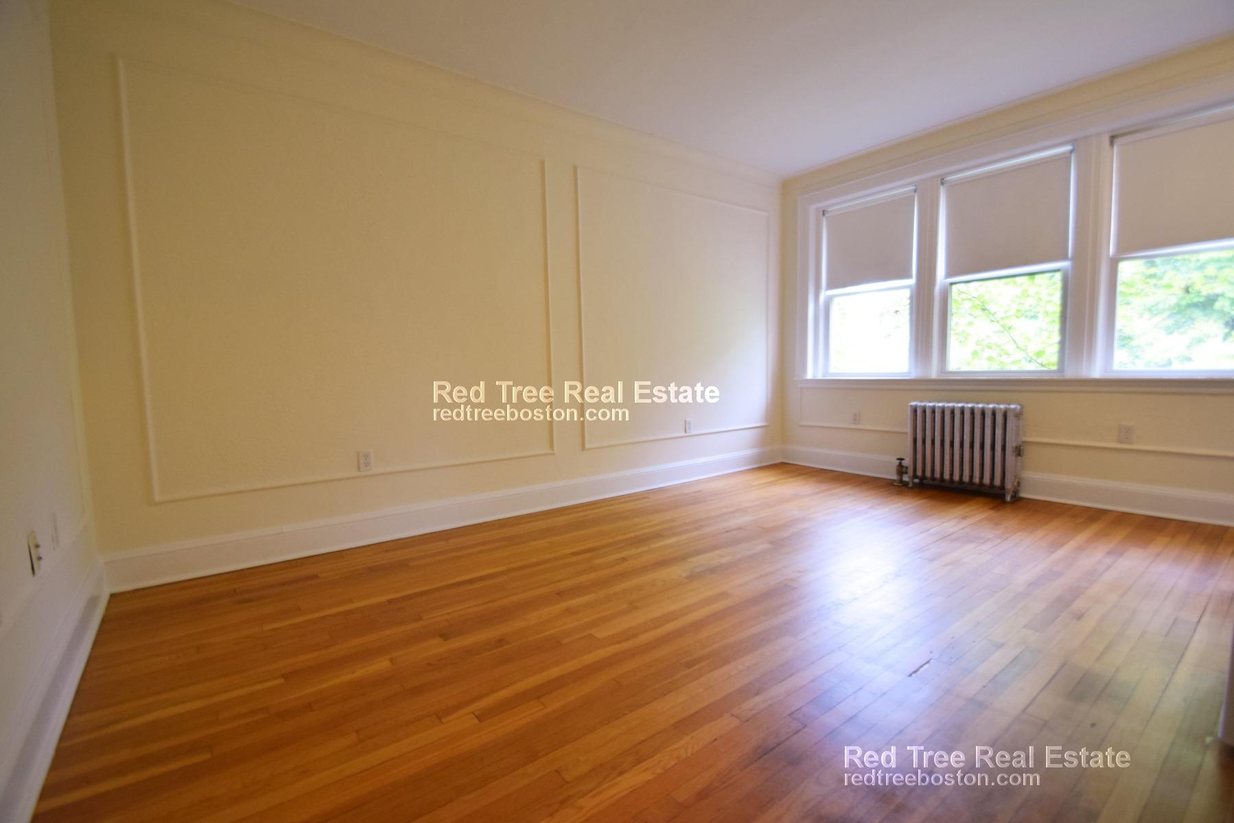 100 Kilsyth Rd, Brighton