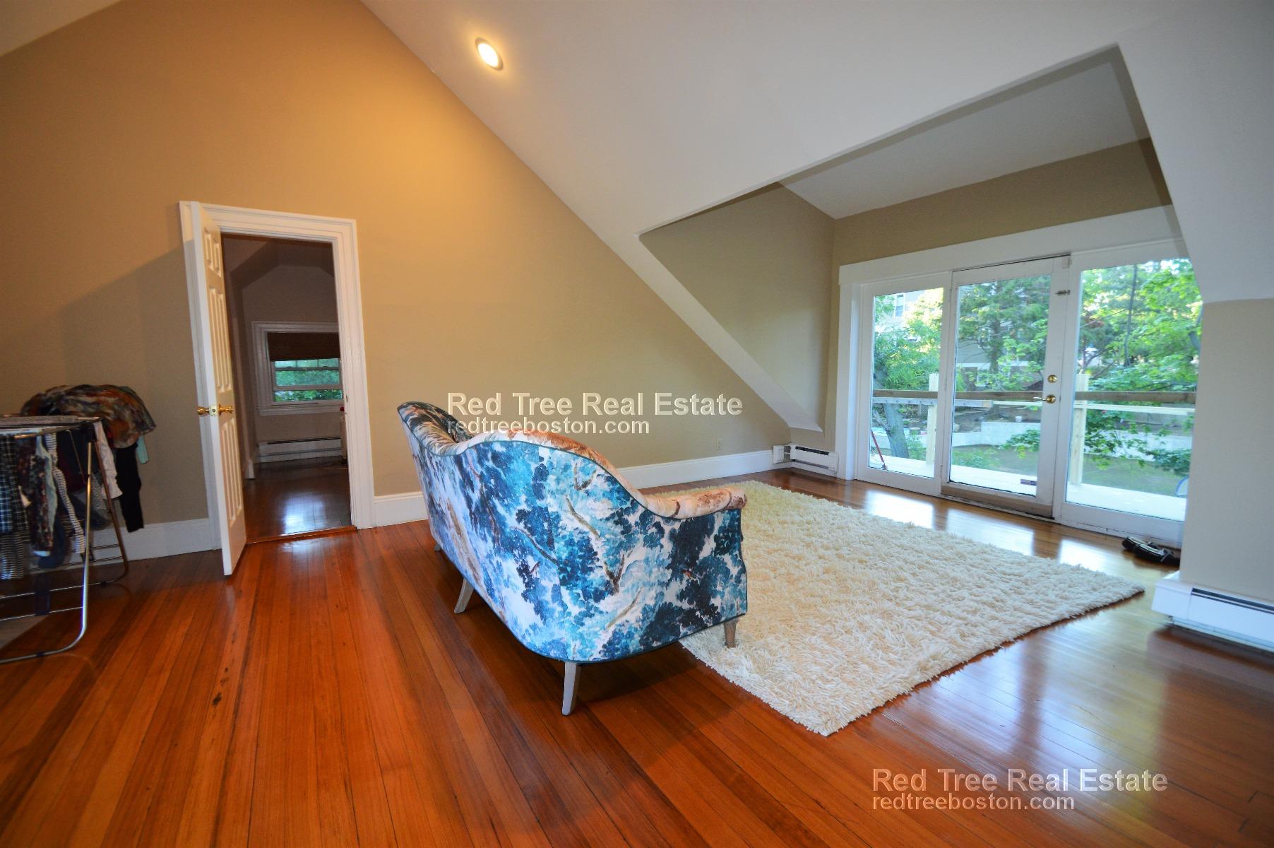 2 bed, 1 bath apartment for rent at 31 York Tr Unit 3, Brookline — photo 14 of 30