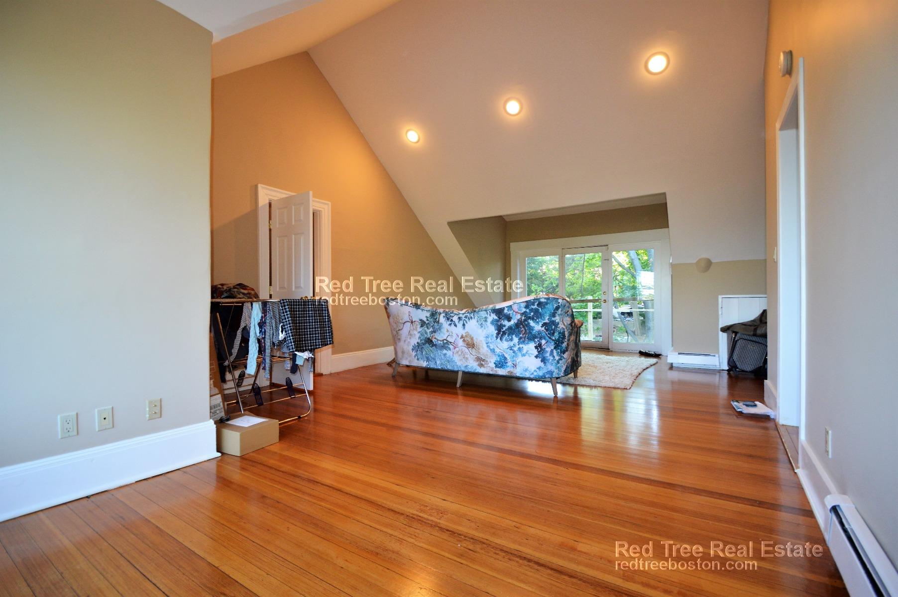 2 bed, 1 bath apartment for rent at 31 York Tr Unit 3, Brookline — photo 18 of 30