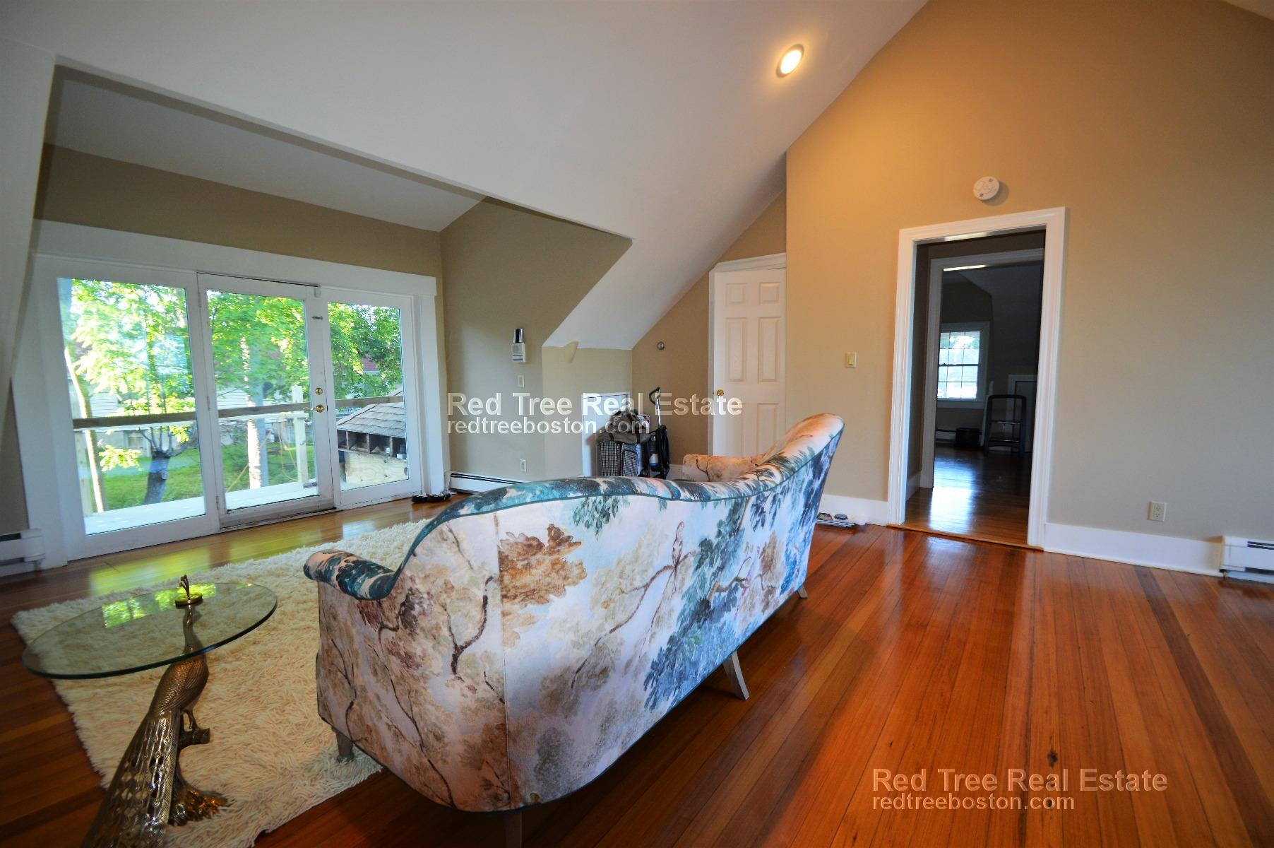 2 bed, 1 bath apartment for rent at 31 York Tr Unit 3, Brookline — photo 11 of 30