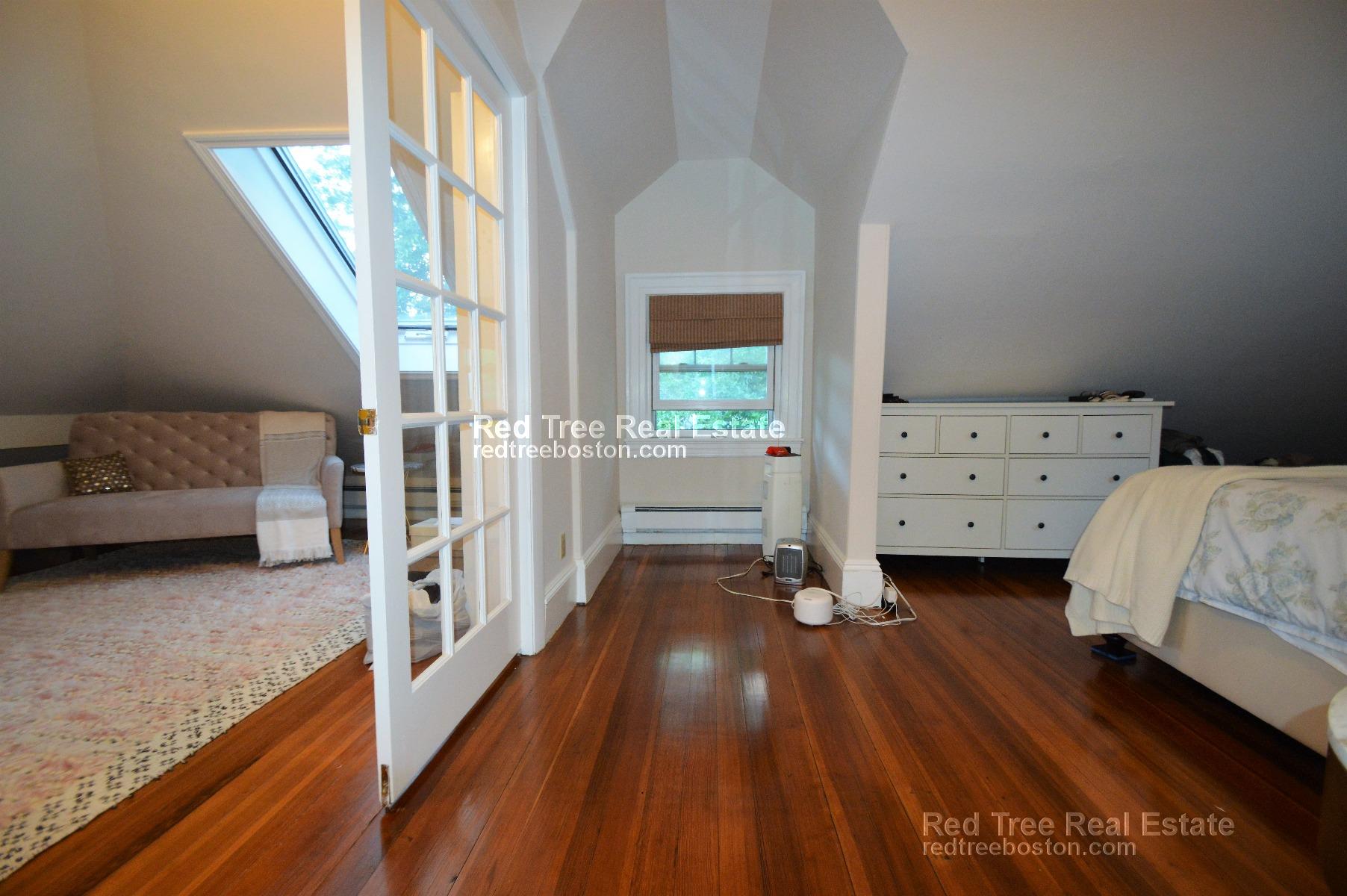 2 bed, 1 bath apartment for rent at 31 York Tr Unit 3, Brookline — photo 21 of 30