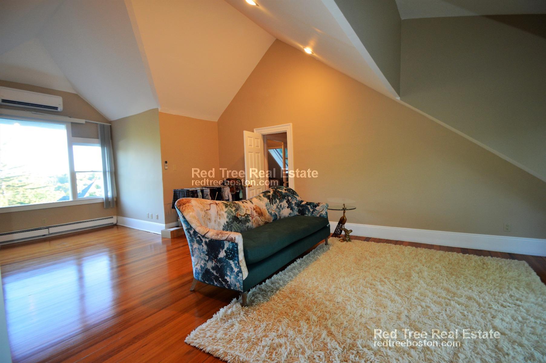 2 bed, 1 bath apartment for rent at 31 York Tr Unit 3, Brookline — photo 12 of 30