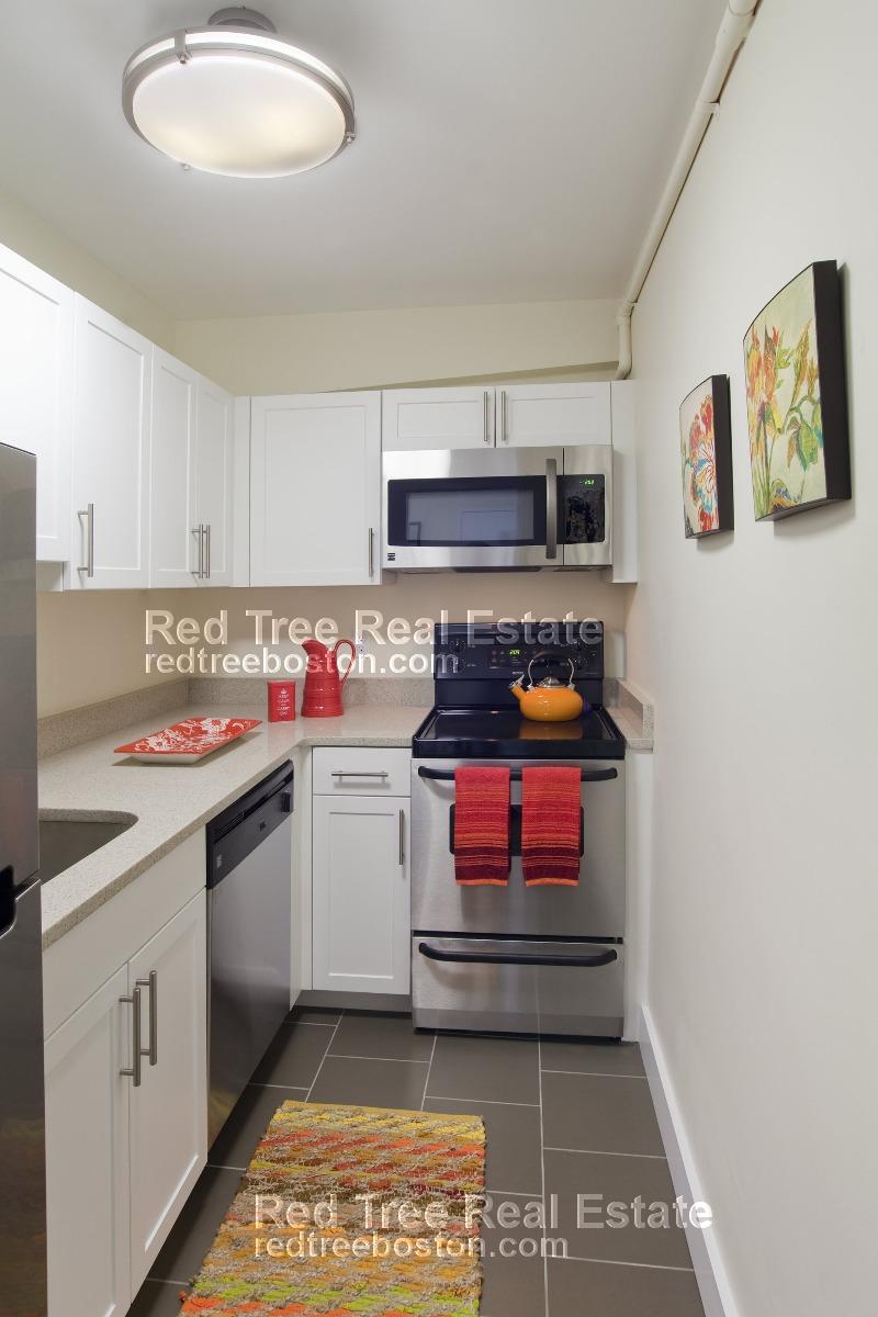 1440 Beacon St, Brookline