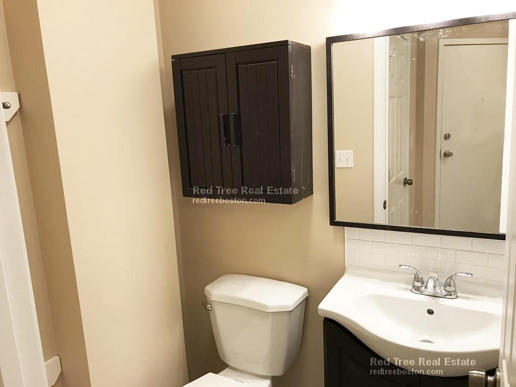 276 Chestnut Hill Ave, Brighton