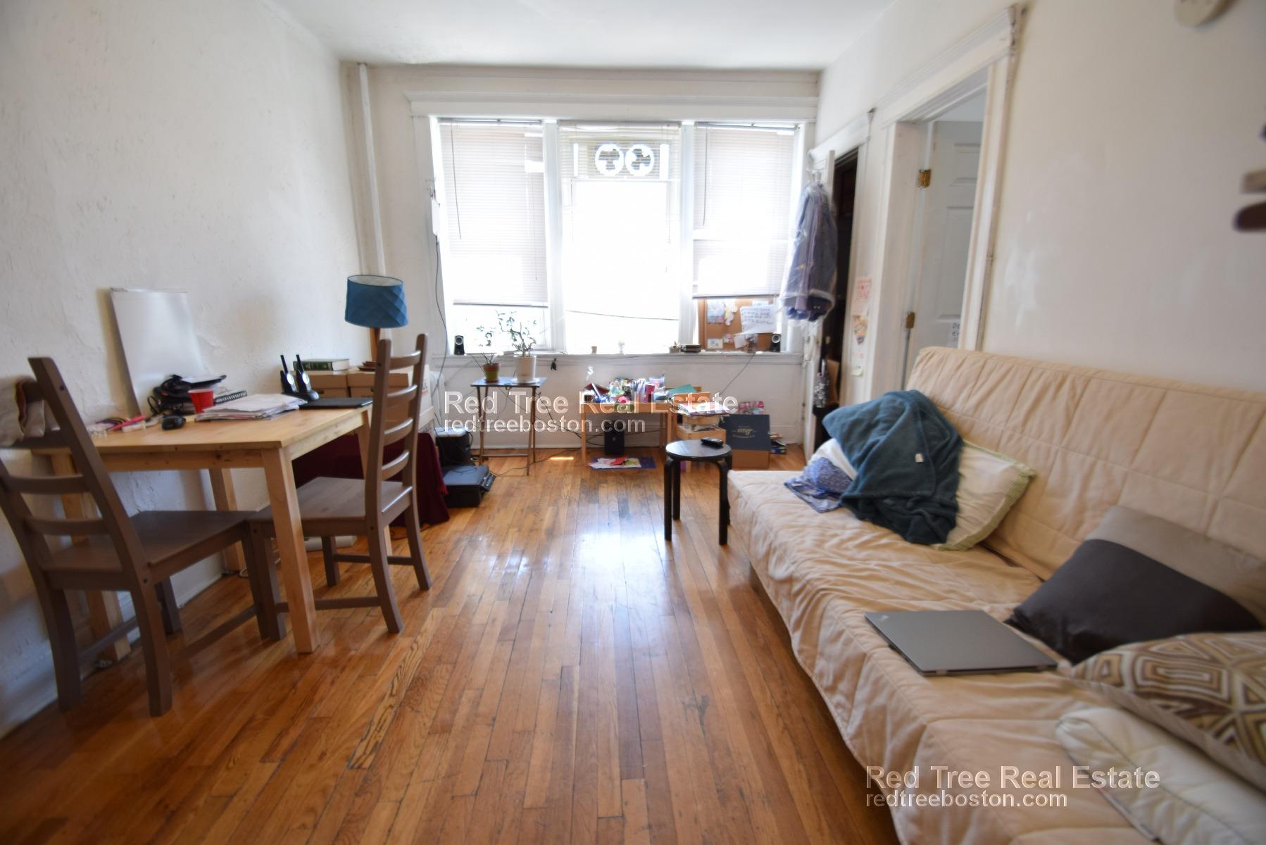 1 bed, 1 bath apartment for rent at 1633 Commonwealth Ave Unit 7, Brighton — photo 2 of 9