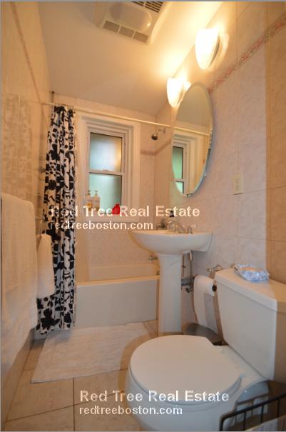 3 bed, 2 bath apartment for rent at 119 Winthrop Rd Unit 4, Brookline — photo 29 of 29