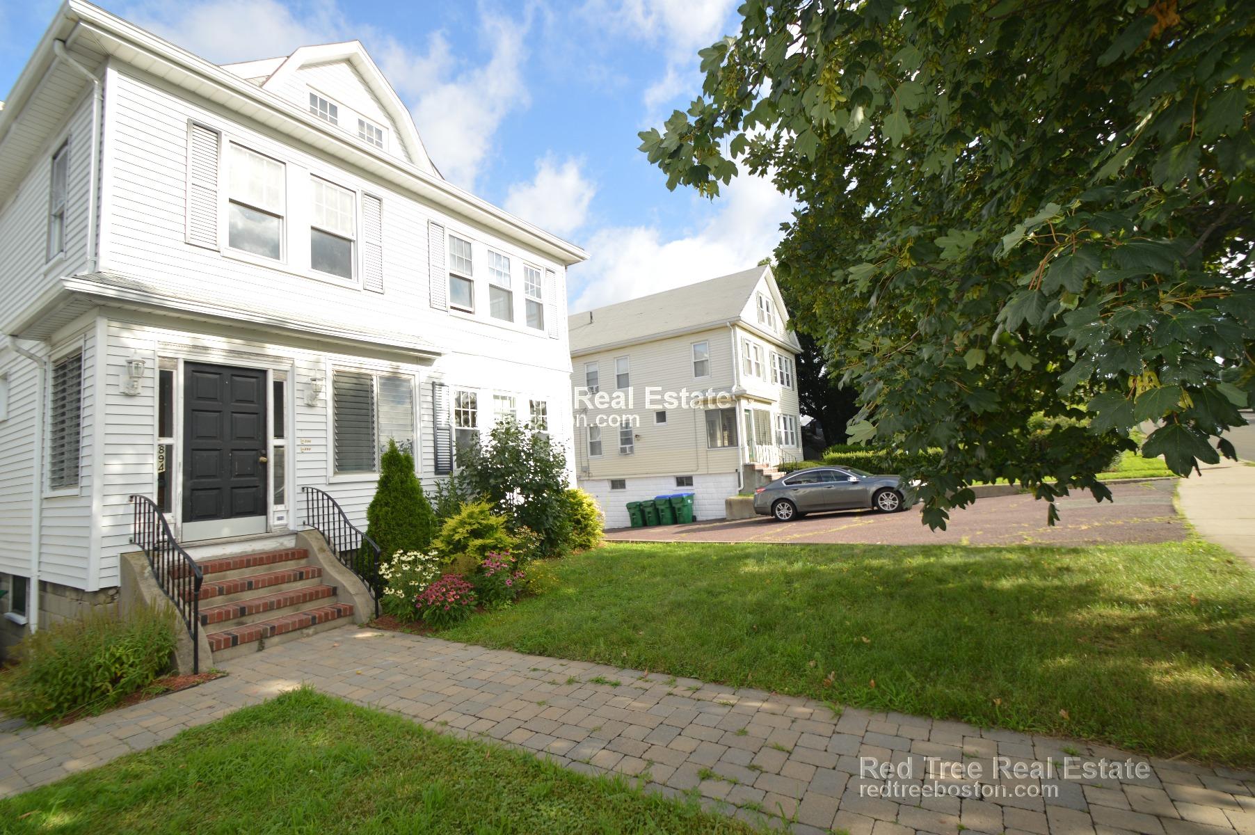 896 Fellsway, Medford