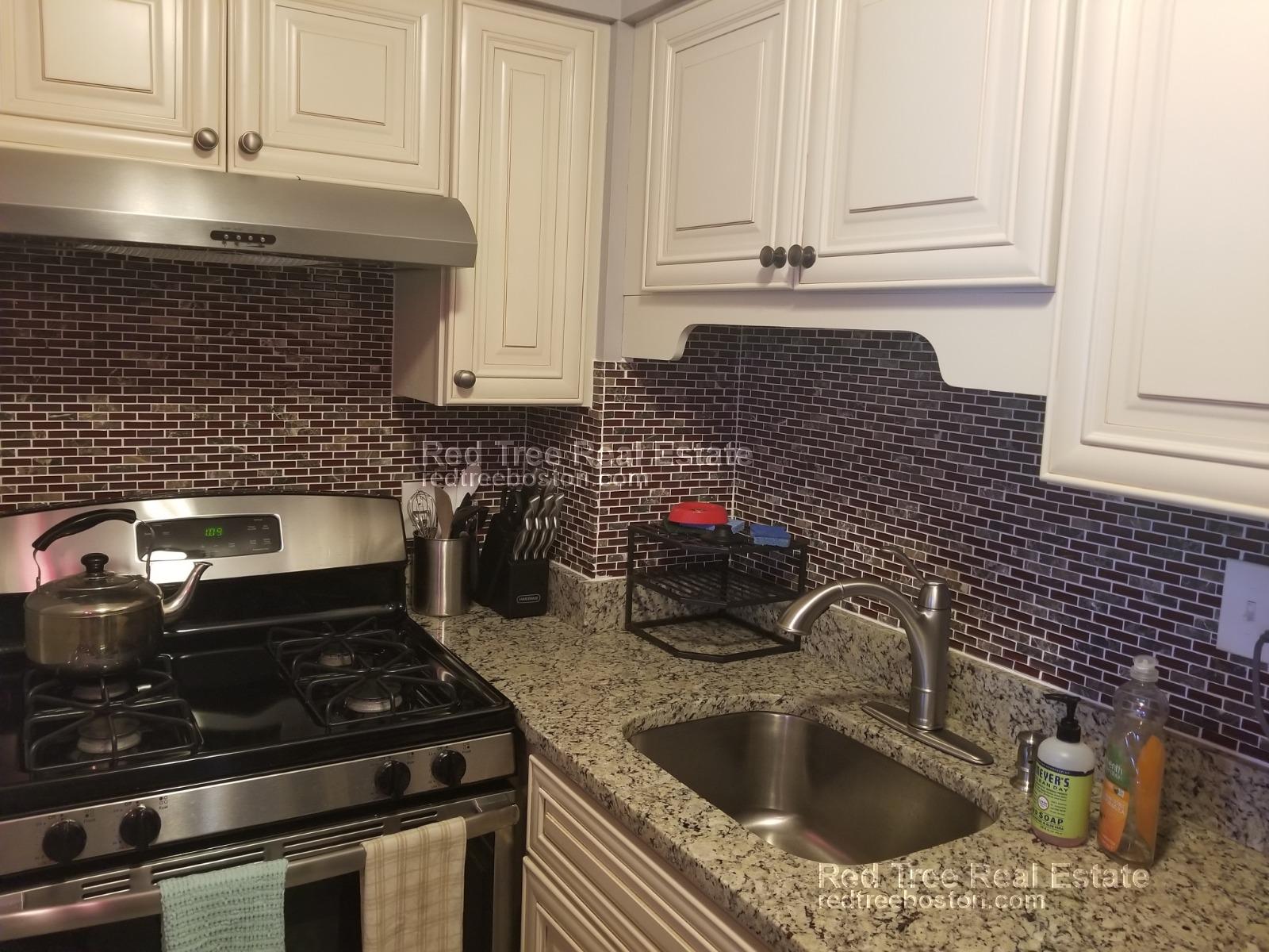 27 Bowdoin St, Beacon Hill