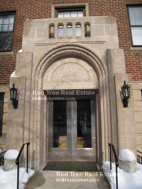 1949 Commonwealth Ave, Brighton