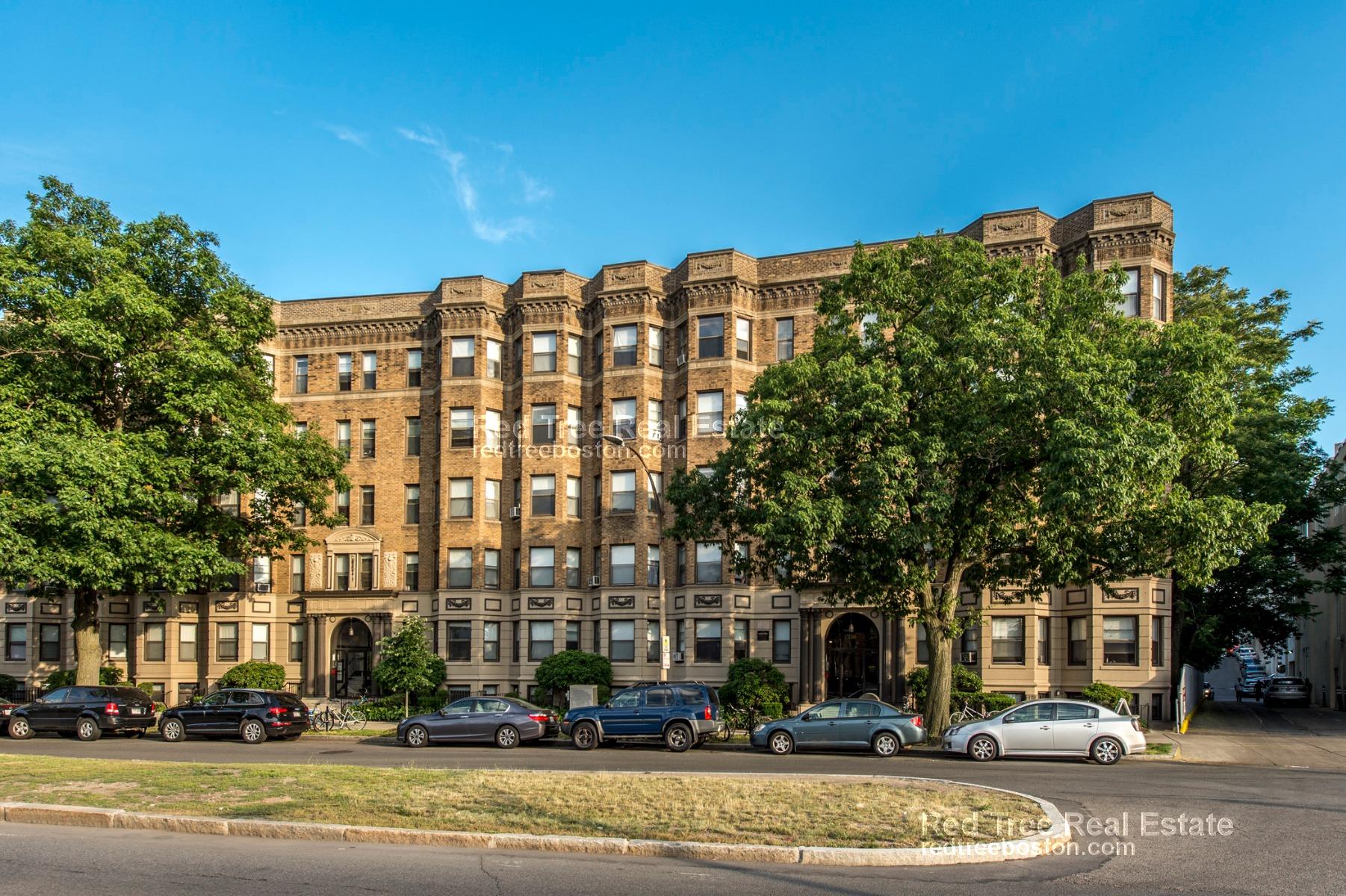 1148 Commonwealth Ave. - 2,050USD / month
