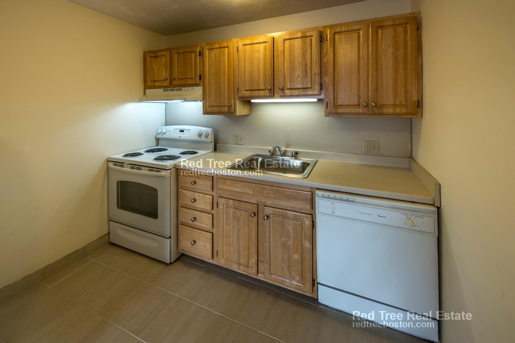 1 bed, 1 bath apartment for rent at 84 Gardner St Unit B2, Allston — photo 2 of 3