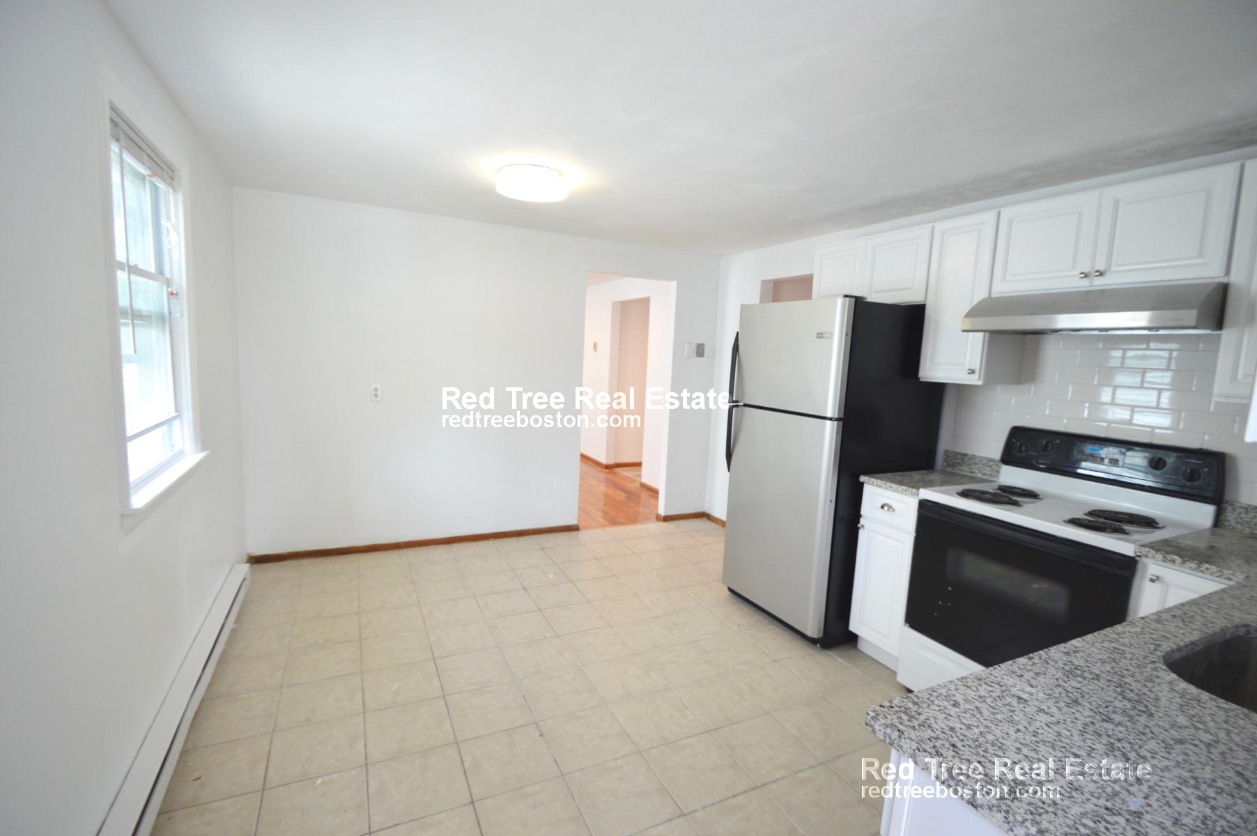 95 Metropolitan Ave, Roslindale