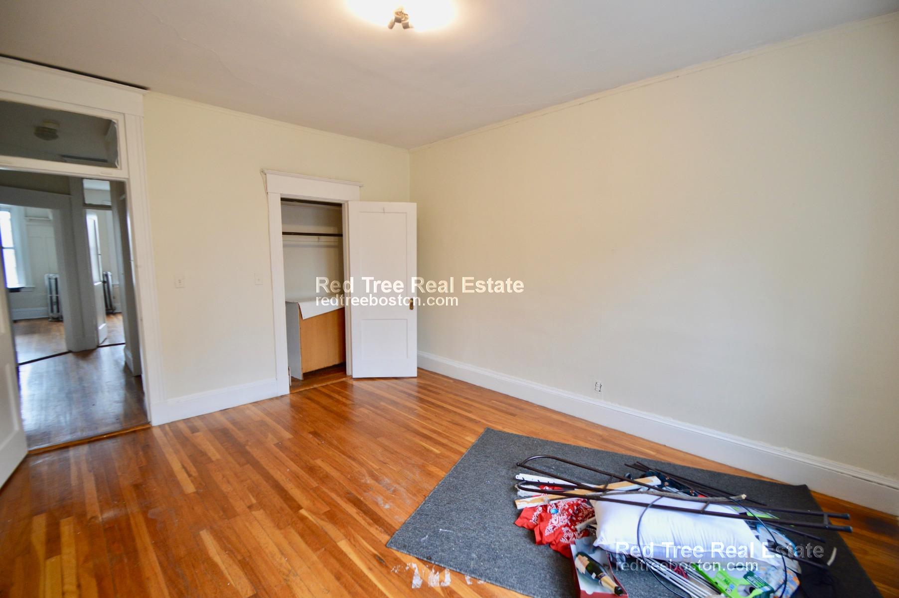 130 Englewood Ave, Brighton