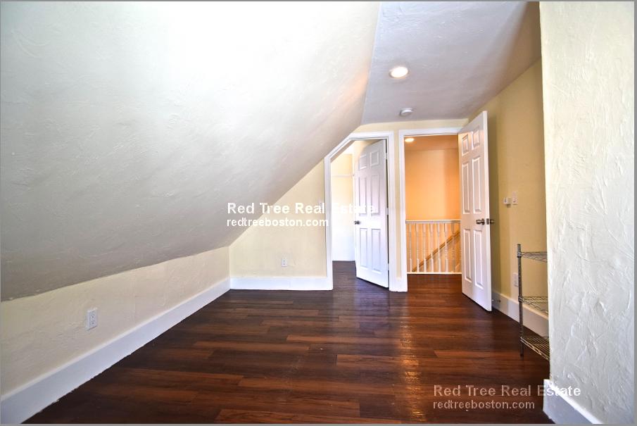 15 Mackin St, Brighton