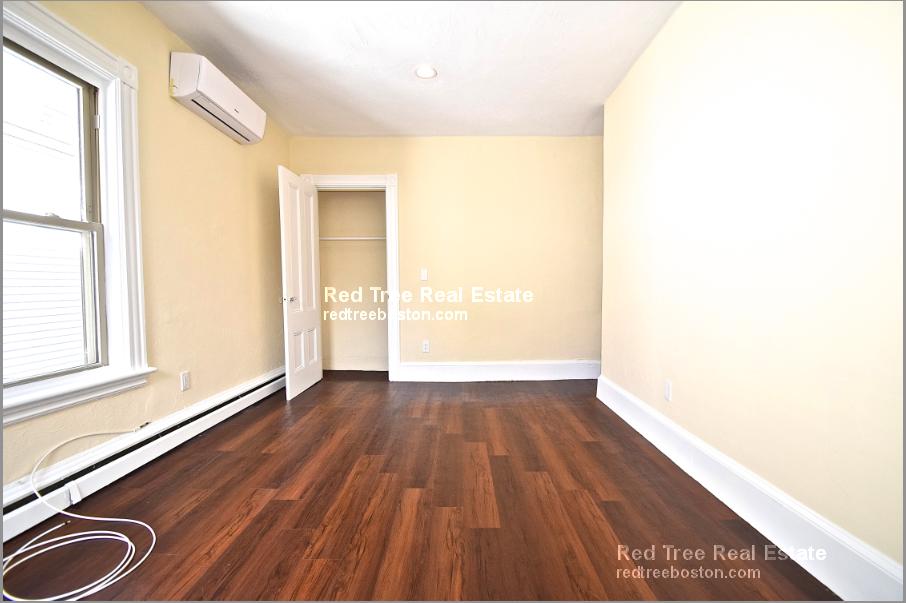 15 Mackin St, Brighton