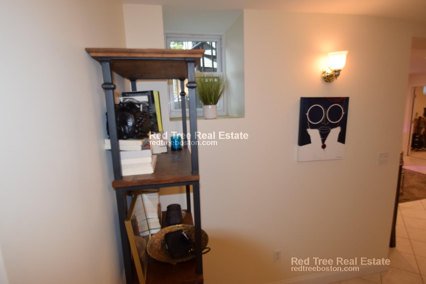 2 bed, 1 bath apartment for rent at 19 Columbia St Unit 1, Brookline — photo 6 of 17