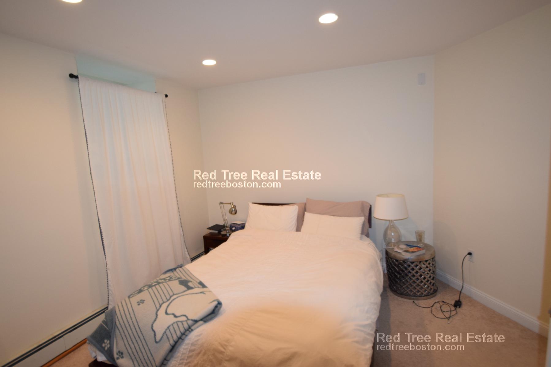 2 bed, 1 bath apartment for rent at 19 Columbia St Unit 1, Brookline — photo 10 of 17