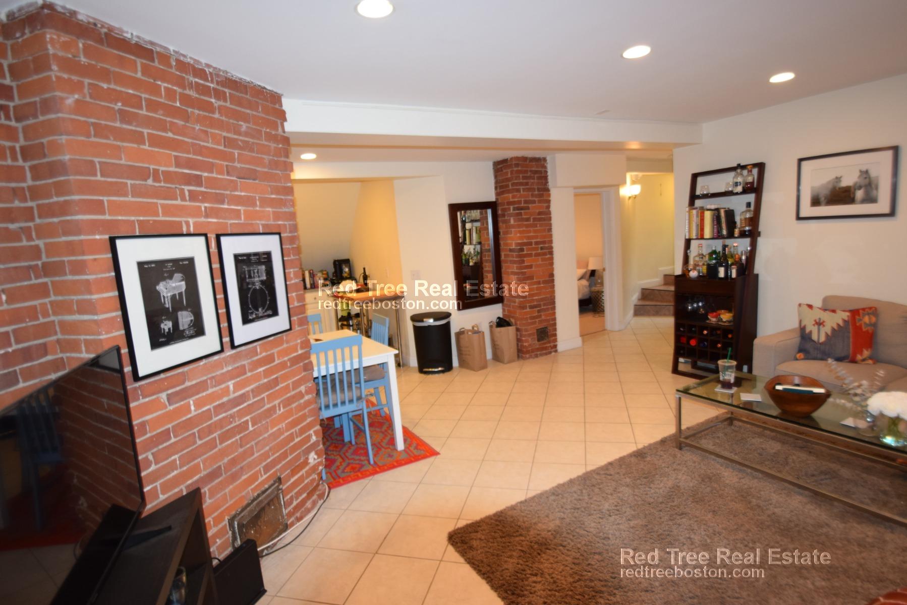 2 bed, 1 bath apartment for rent at 19 Columbia St Unit 1, Brookline — photo 3 of 17