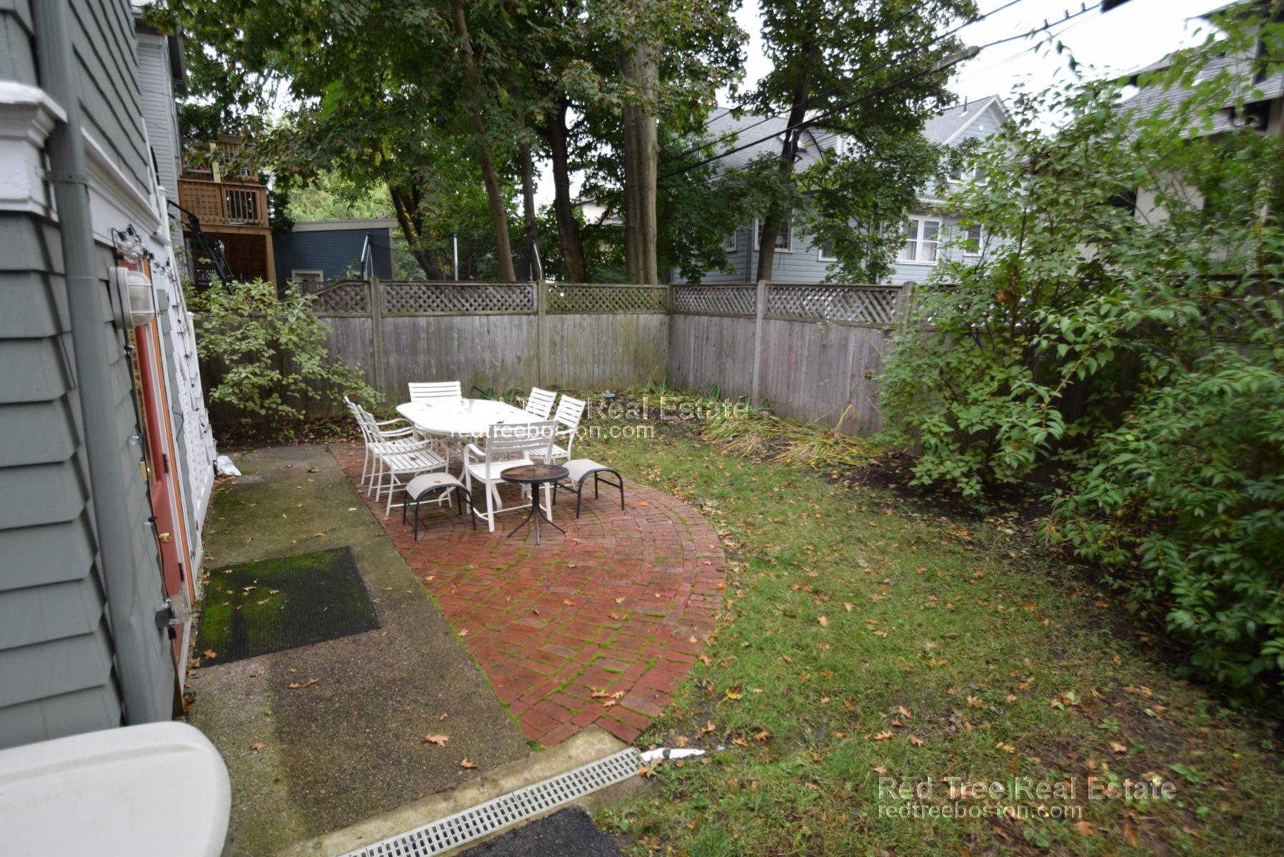 2 bed, 1 bath apartment for rent at 19 Columbia St Unit 1, Brookline — photo 17 of 17