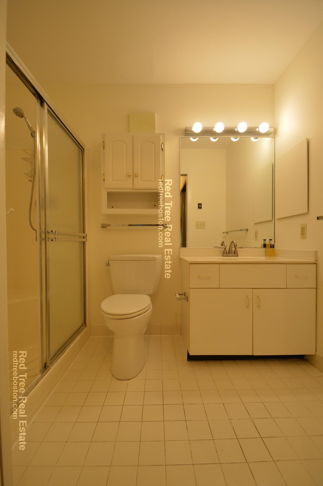 100 Rosemary Way, Needham