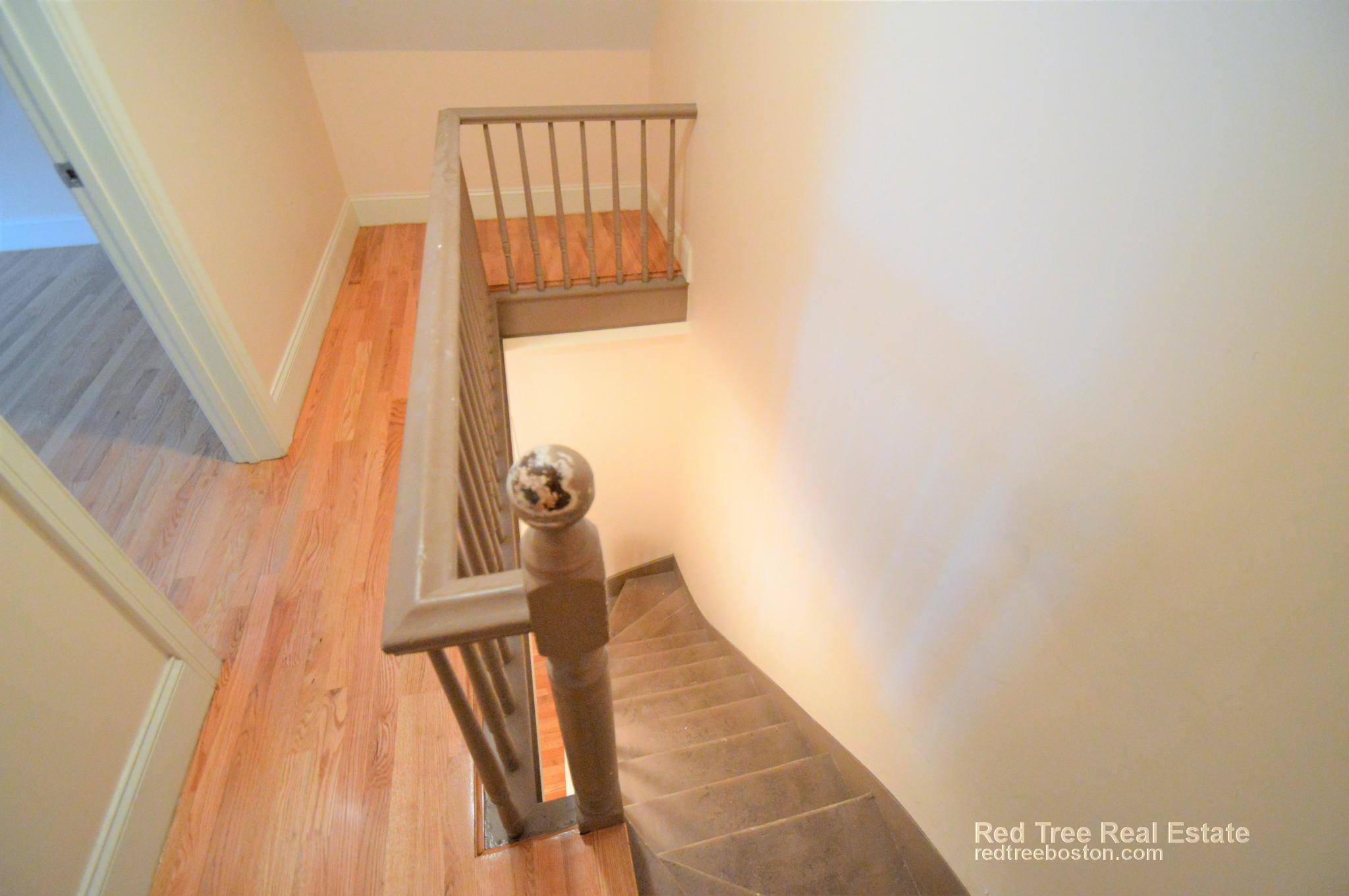 25 Lothrop St, Brighton