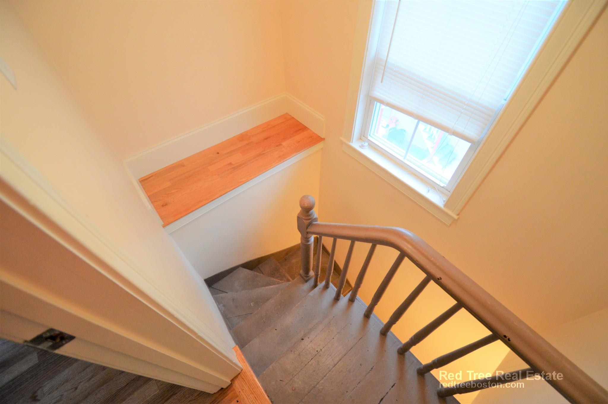 25 Lothrop St, Brighton