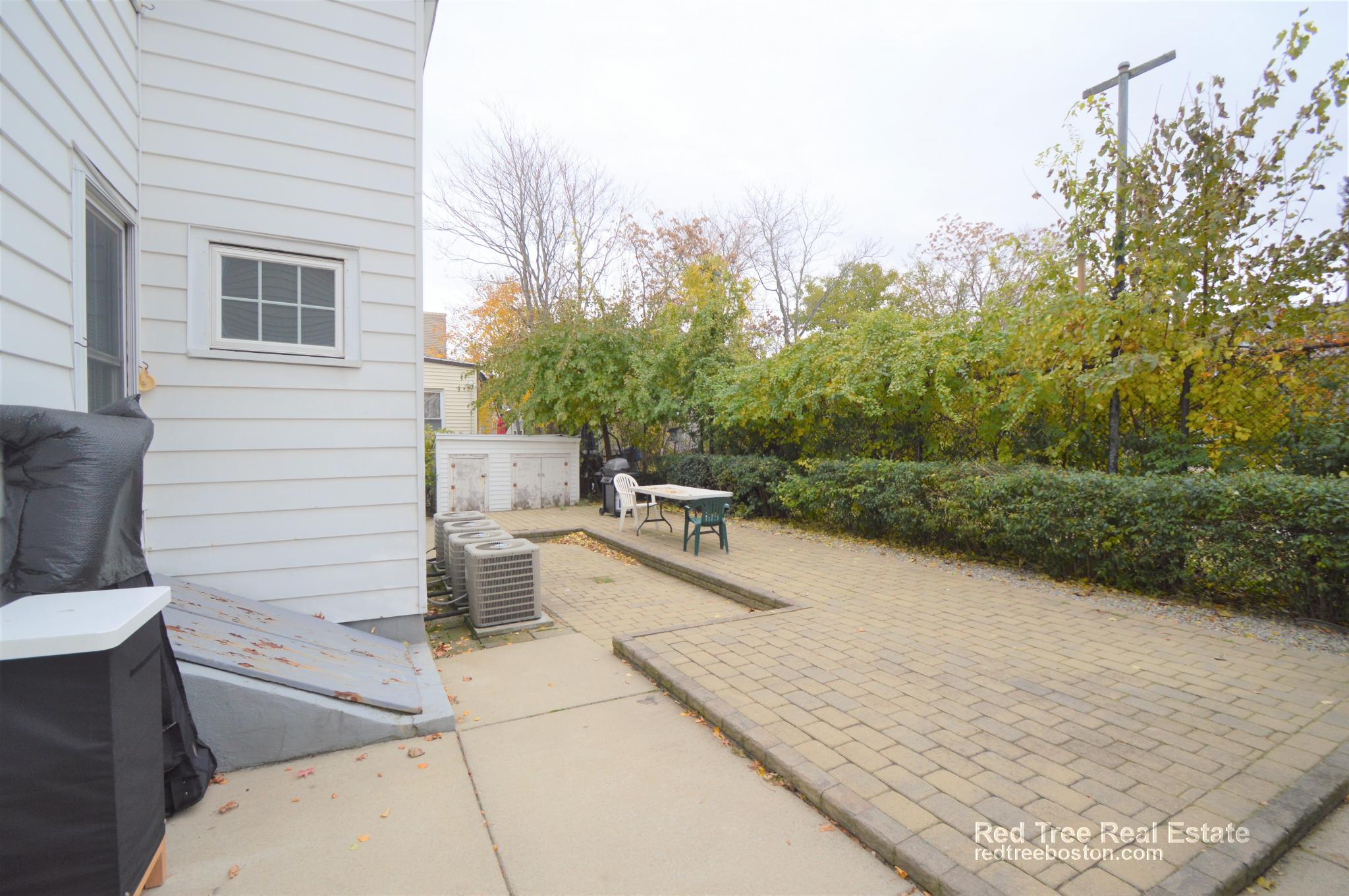 25 Lothrop St, Brighton