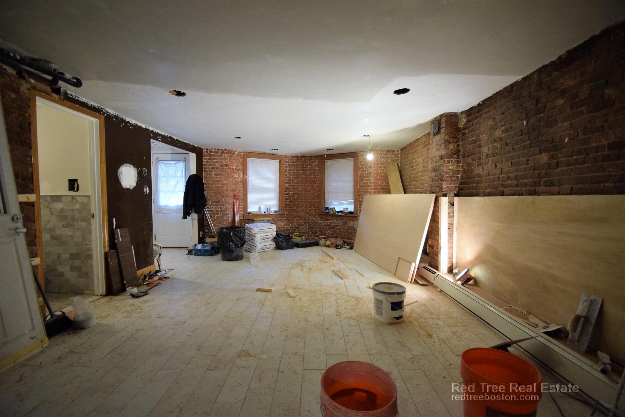 482 Columbus Ave, South End