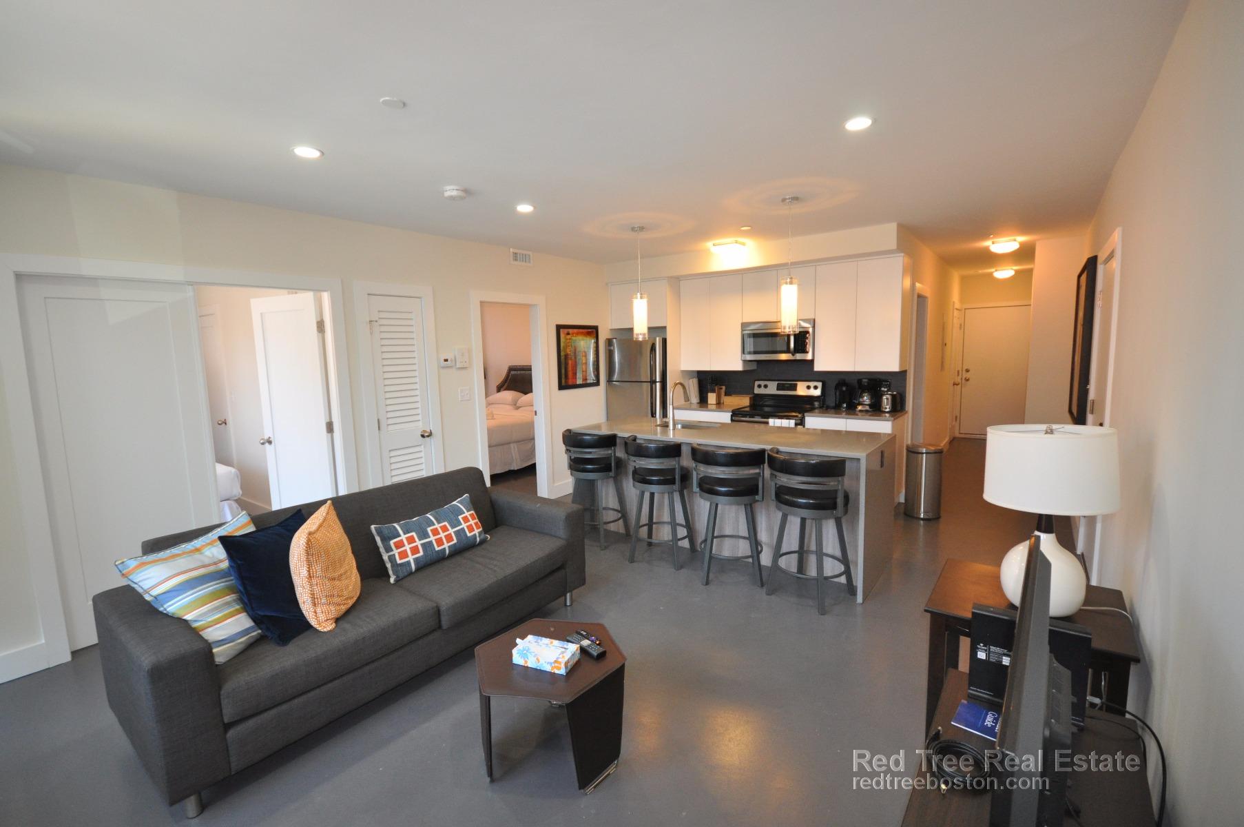 659 Massachusetts Ave, South End